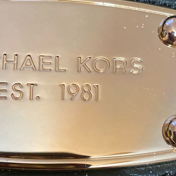 Michael Kors Est 1981 Shoulder Bag Purse Green - Picture 2 of 13